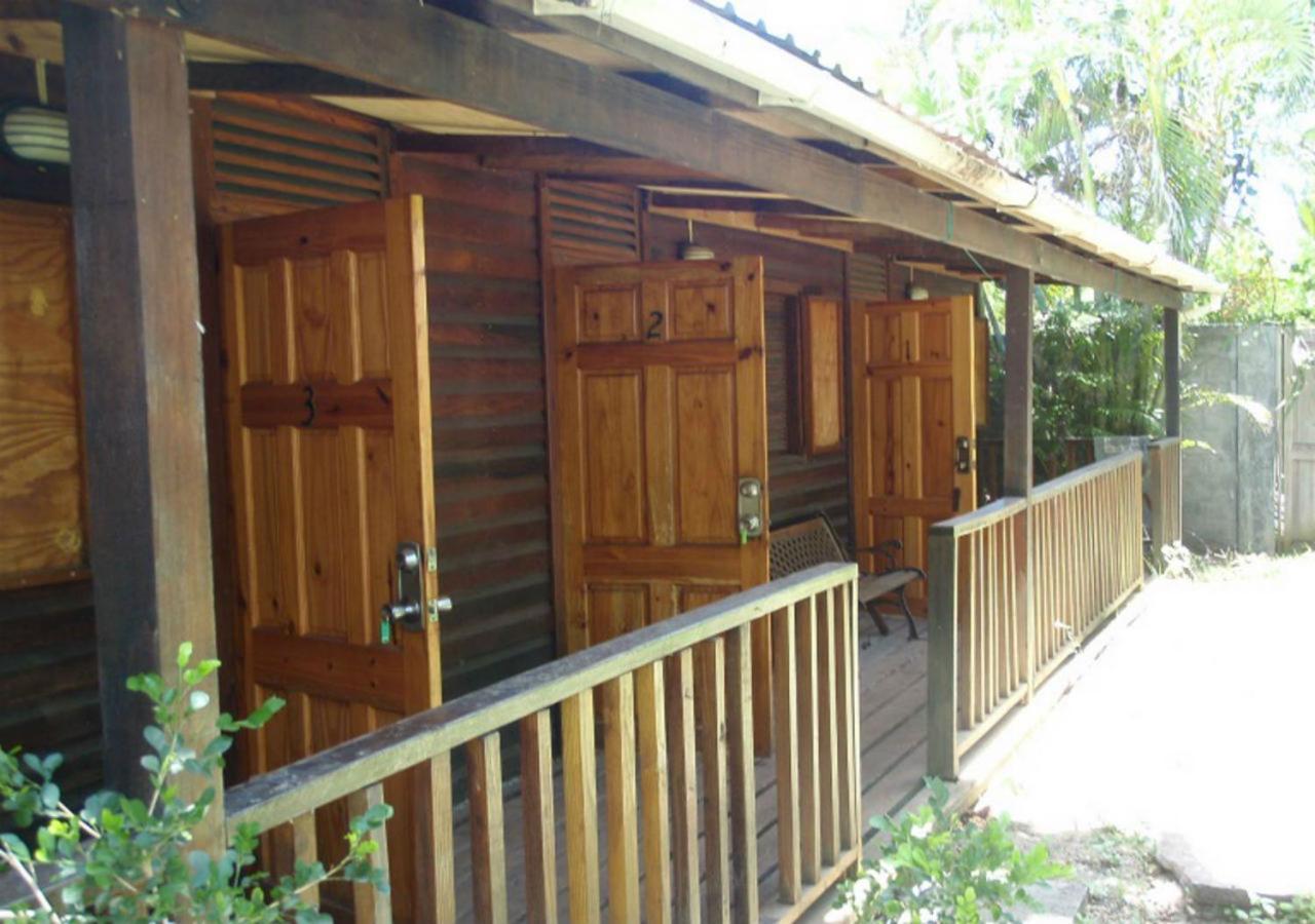 The Reef Beach Huts Otel Vieux Fort Dış mekan fotoğraf